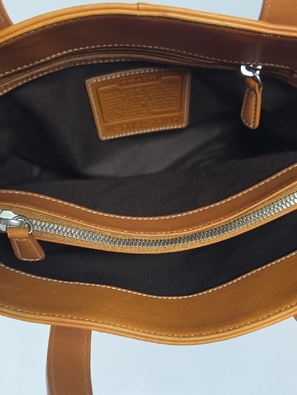 Coach Vintage 7787 Hampton Shopper Camel Tan Leather Medium Bag Womens - Picture 16 of 16